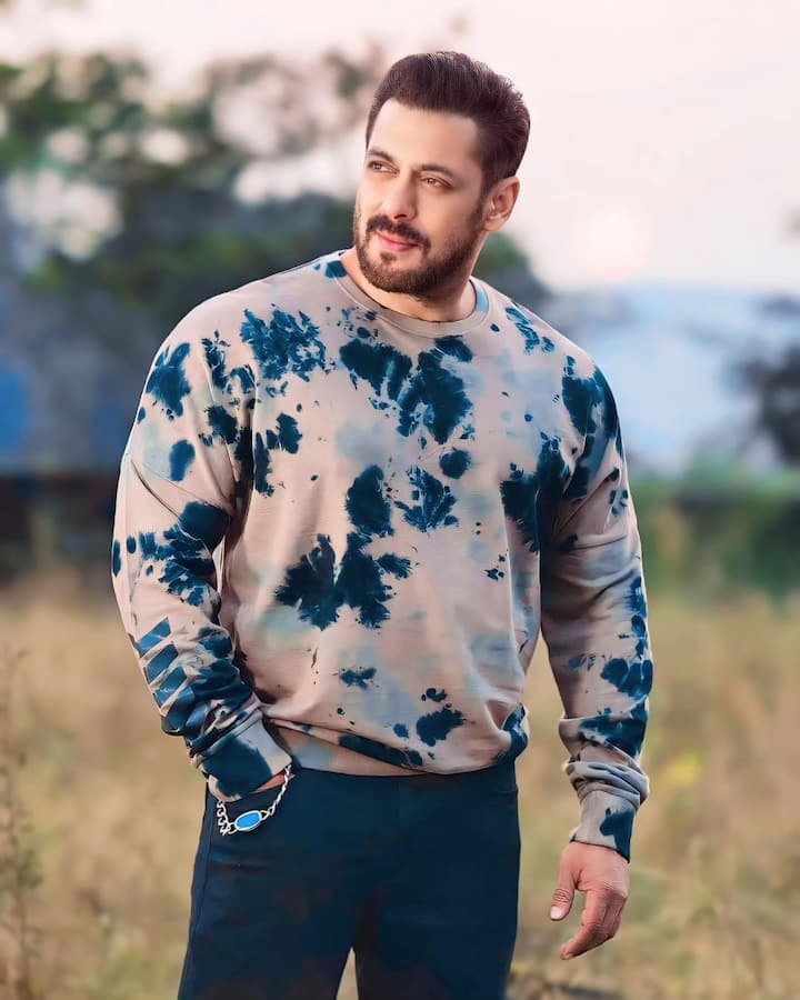 सलमान आखिर में कहते हैं कि उन्हें शादी करने में कोई इंटरेस्ट नहीं है लेकिन उन्हें बच्चों से बहुत प्यार है. लेकिन बच्चों के साथ उनकी मां भी आएगी जो वो नहीं चाहते हैं.