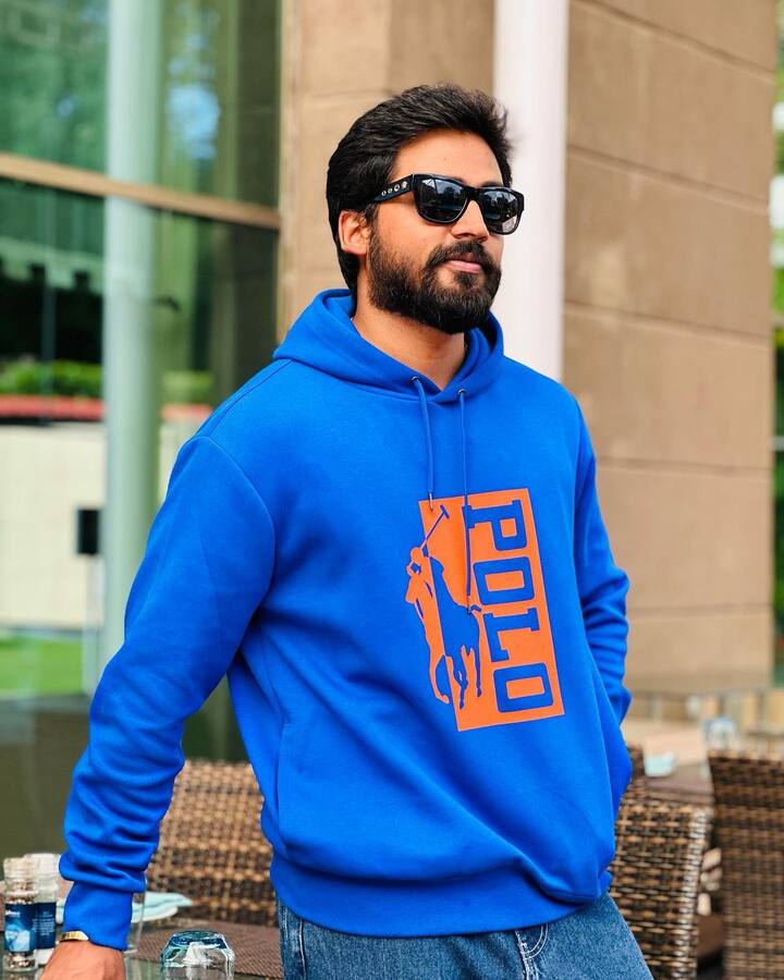 'గుప్పెడంత మనసు' సీరియల్కు శుభం కార్డు పడటంతో ఇప్పుడు సినిమాల మీద పూర్తి స్థాయిలో దృష్టి పెట్టనున్నాడు నిహార్ ముఖేష్. (Image Courtesy: _mukesh_gowda5/ Instagram)