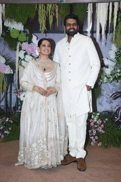 Ravi- Eka Engagement: सुर्ख लाल साड़ी में मंगेतर संग पहुंचीं अदिति राव हैदरी, ये स्टार्स भी हुए शामिल