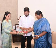 In Pics: సీఎం రేవంత్ రెడ్డి రాఖీ సెలబ్రేషన్స్, సీతక్కతో రాఖీపై ప్రత్యేకంగా పోస్ట్