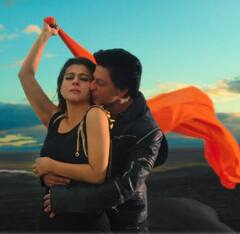 जब शूटिंग के दौरान झरने में गिरने वाले थे शाहरुख खान, काजोल ने यूं बचाई एक्टर की जान