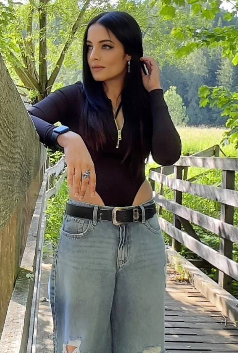 ਮਸ਼ਹੂਰ ਅਦਾਕਾਰਾ ਸਾਹਮਣੇ ਆਦਮੀ ਨੇ ਖੋਲ੍ਹੀ ਪੈਂਟ, ਦਿਖਾਇਆ ਪ੍ਰਾਈਵੇਟ ਪਾਰਟ, ਫਿਰ...