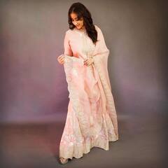 इस फिल्म में अपने ही सीन देखकर सहम गई थीं मनीषा कोइराला, क्यों हटवाने के लिए कोर्ट में लगाई थी गुहार?