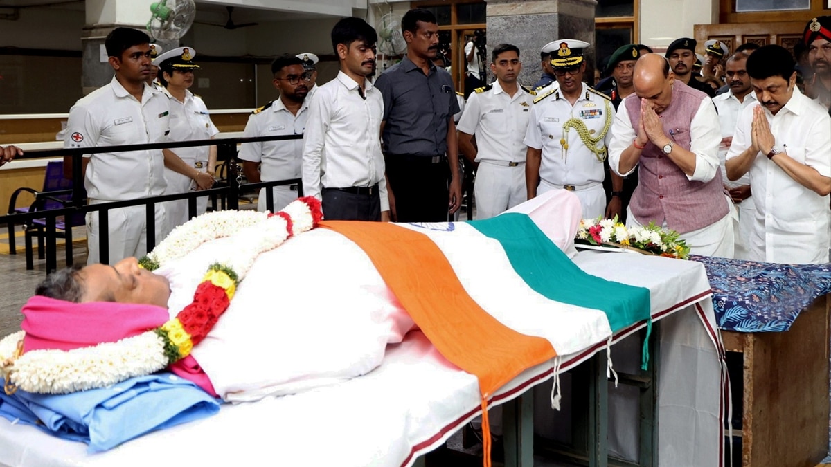 Coast Guard DG Rakesh Pal Chief Passes Away In Chennai After Cardiac  Arrest, Rajnath Singh Extends Condolences