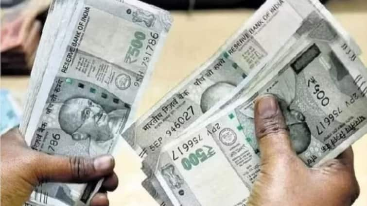 8th Pay Commission government employees will get the good news of salary increase 8th Pay Commission: ਸਰਕਾਰੀ ਮੁਲਾਜ਼ਮਾਂ ਨੂੰ ਤਨਖਾਹ ਵਧਣ ਦੀ ਮਿਲੇਗੀ ਖੁਸ਼ਖਬਰੀ? 8ਵੇਂ ਪੇਅ ਕਮਿਸ਼ਨ ਬਾਰੇ ਤਾਜ਼ਾ ਅਪਡੇਟ