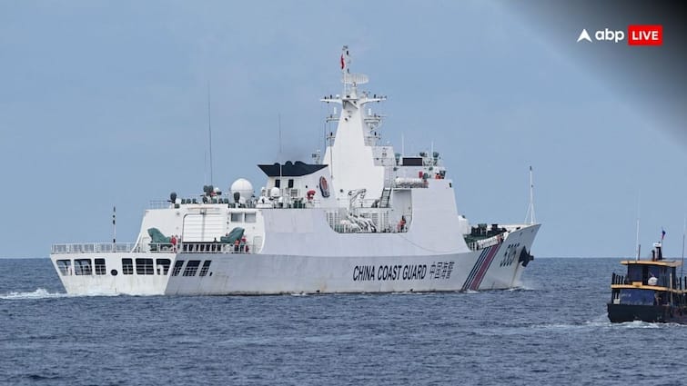 Chinese Philippine ships collided in disputed South China Sea Beijing Confirmed world news फिर बढ़ी चीन और फिलीपींस के बीच टकराहट, ड्रैगन का आरोप- दक्षिण चीन सागर में फिलीपींस ने जहाज में मारी टक्कर