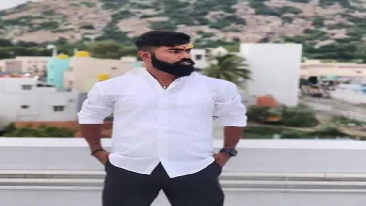 Naam Tamilar Party executive arrested for molested 13-year-old student in Bargur - TNN பர்கூரில் பள்ளி மாணவிக்கு  பாலியல் துன்புறுத்தல் -   நாம் தமிழர் கட்சி நிர்வாகி உட்பட 9 பேர் கைது