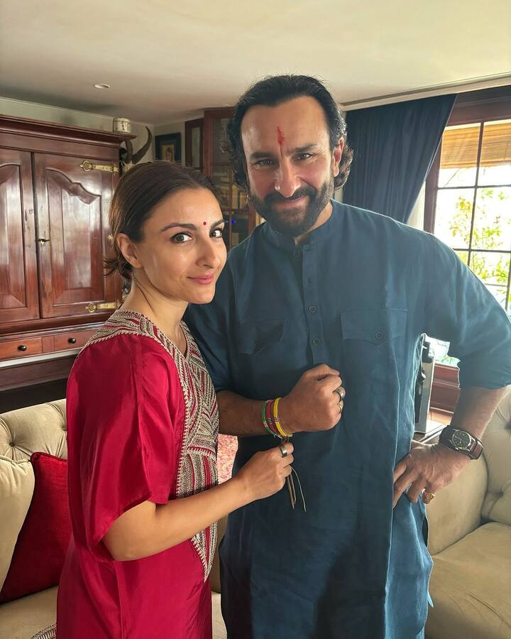 सोहा और सैफ कैमरे के सामने खुशी से पोज देते हुए। (छवि: Instagram/@sakpataudi)