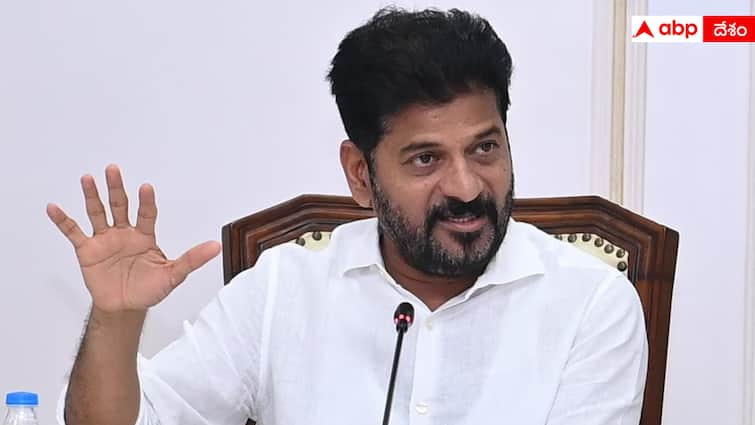 Revanth Reddy plans to make Telangana as sports hub with Sports University in state Revanth Reddy: భవిష్యత్తులో ఒలింపిక్స్ వేదికగా హైదరాబాద్ మారాలి- అధికారులతో  సీఎం రేవంత్ రెడ్డి