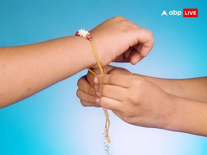जब देवताओं ने असुरों पर विजय प्राप्त किया तब दैत्य गुरु शुक्राचार्य ने इसका कारण जानने हेतु ध्यान किया और पाया कि सिर्फ एक रक्षासूत्र की अंतर से देवता इंद्र ने युद्ध में विजय प्राप्त किया.