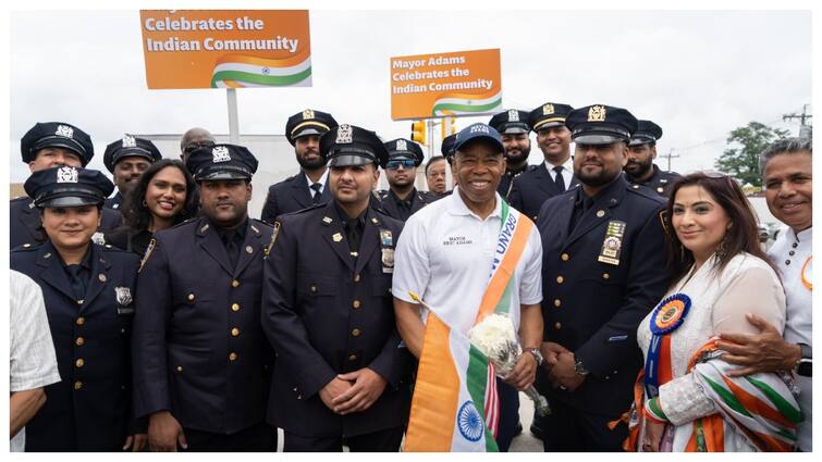 NYC Mayor Eric Adams made a mistake called India Pakistan during his speech there is an uproar किसने भारत को स्पीच के दौरान बताया 'पाकिस्तान', अब हुआ बवाल