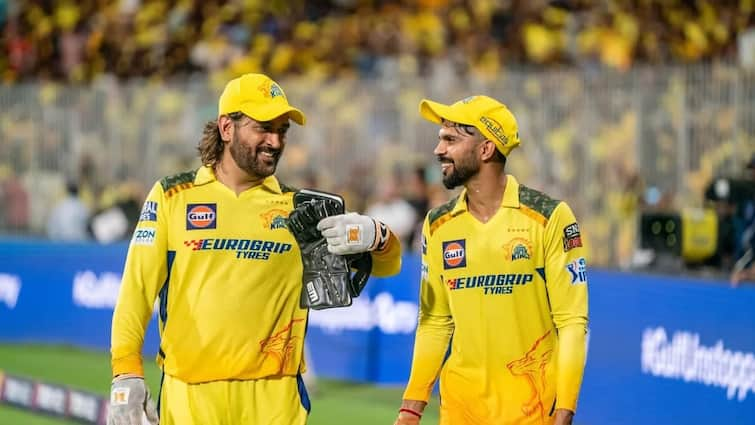 Chennai Super Kings probables list retention ahead ipl mega auction 2024 Chennai Super Kings: IPL மெகா ஏலம்.. CSK தக்கவைக்கும் வீரர்கள் யார்? முழு லிஸ்ட் உள்ளே