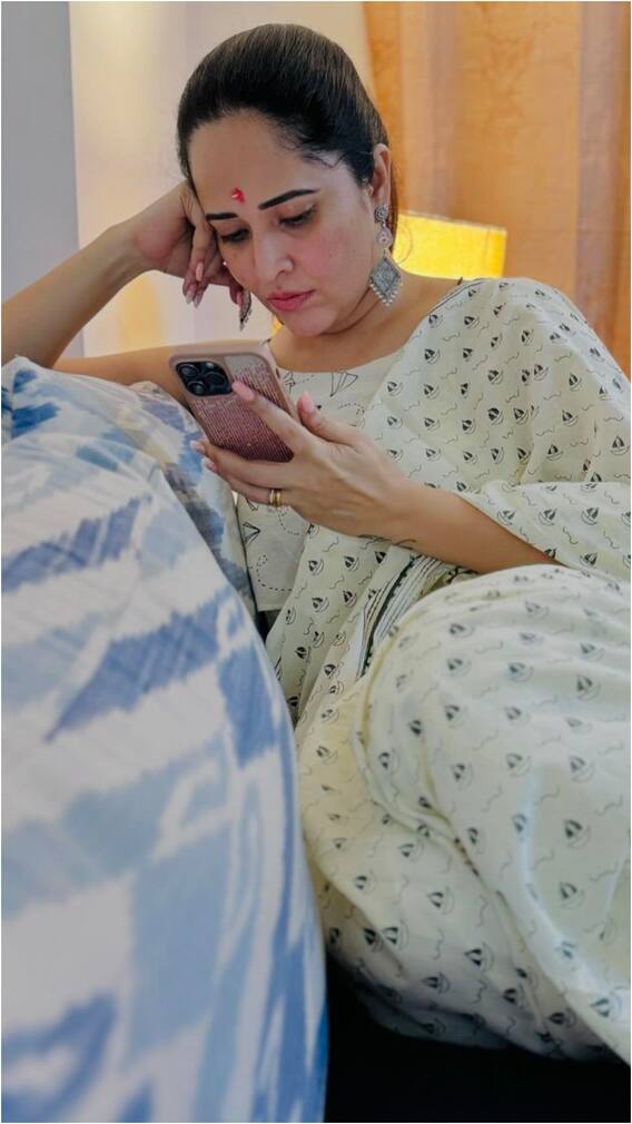 మేకప్‌ లేకుండా అనసూయను చూశారా? - ఈ రంగమ్మత్త నేచురల్‌‌ లుక్‌కి కుర్రకారు ఫిదా