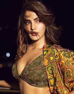 Rhea Chakraborty का नया ब्यॉयफ्रेंड है अरबपति, पैसा इतना है कि कुबेर का खजाना भी लगेगा कम!