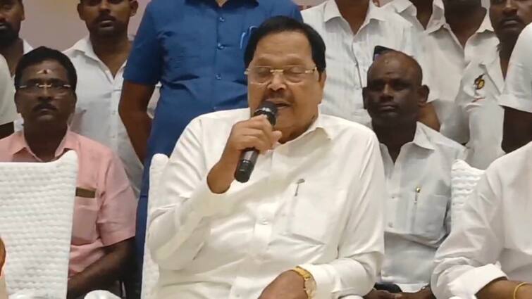 Minister Duraimurugan said that those who bargain for the artist dream home can beg more than this கலைஞரின் கனவு இல்லத்திற்கு பேரம் பேசி காசு வாங்குபவர்கள் இதைவிட பிச்சை எடுக்கலாம் - அமைச்சர் துரைமுருகன்