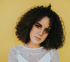 Curly Hair : நித்யா மேனன், அனுபமா போல் சுருட்டை முடி வேண்டுமா? பராமரிப்பு டிப்ஸ் இதோ!