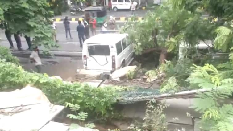 Hyderabad Rains Telangana Incessant Downpour Causes Portion Of Wall To Collapse At LB Cricket Stadium Telangana: Incessant Downpour Causes Portion Of Wall To Collapse At LB Cricket Stadium In Hyderabad