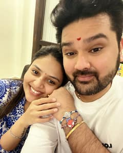 Sreemukhi Rakhi Celebrations : బెస్ట్ బ్రదర్ అంటూ తమ్ముడికి సర్టిఫికెట్ ఇచ్చేసిన శ్రీముఖి.. ఎన్ని జన్మలకైనా నేనే నీ అక్క అంటూ పోస్ట్