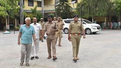 Ghazipur News: पुलिस भर्ती परीक्षा को लेकर अलर्ट मोड पर गाजीपुर के एसपी, परीक्षा केंद्रों का किया निरीक्षण