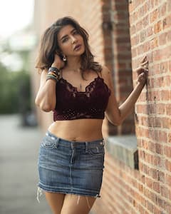 Manchu Laxmi: మంచు లక్ష్మి మత్తెక్కించే పోజులు- చూస్తే మతి పోవాల్సిందే!