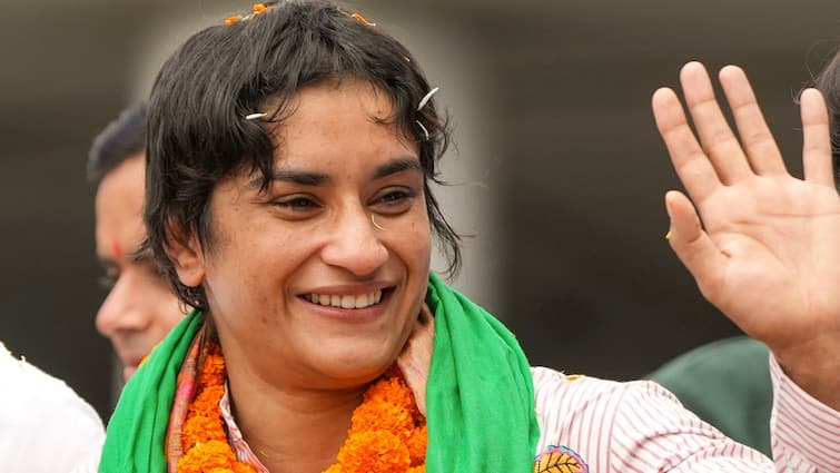 Vinesh Phogat on contesting Haryana Election from which seat मायका या ससुराल...कांग्रेस के टिकट पर कहां से चुनाव लड़ेंगी विनेश फोगाट? खुद दिया ये जवाब