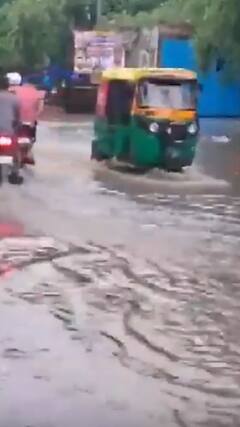 Delhi Rain: बारिश के बाद दिल्ली के कई इलाकों में जलभराव | ABP NEWS SHORTS