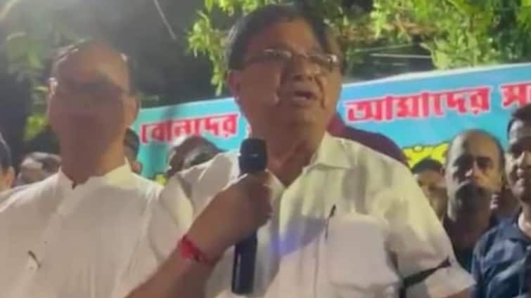 TMC Minister Udayan Guha RG Kar Hospital doctor rape Murder controversial remark mamata banerjee 'Fingers Of Those Blaming Mamata Will Be Broken': TMC Minister's Controversial Remark Amid RG Kar Protests