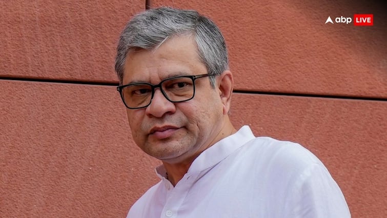 India Emerging As ‘Lighthouse Of Stability’, Says Ashwini Vaishnaw At Semicon India 2025