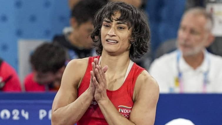 Why did Vinesh Phogat not get silver medal Why did CAS dismiss case All secrets revealed in 24 page report paris olympic 2024 विनेश फोगाट को क्यों नहीं मिला सिल्वर मेडल? CAS ने क्यों खारिज किया केस? 24 पन्ने की रिपोर्ट में खुल गए सभी राज़