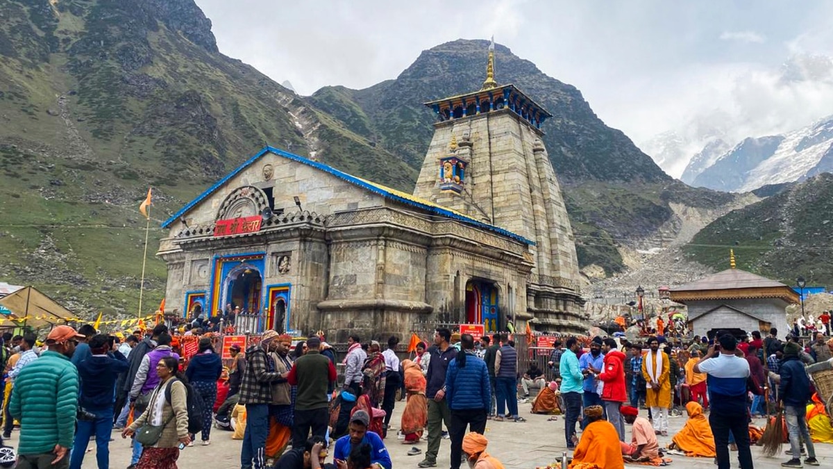 Kedarnath Dham: केदारनाथ धाम में राशन की किल्लत, तीर्थ पुरोहितों ने लगाया बंदरबांट का आरोप