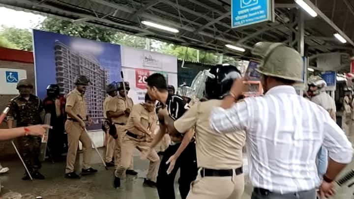 यावेळी आंदोलकांकडूनही पोलिसांवर दगडफेकीचा प्रकार घडला.