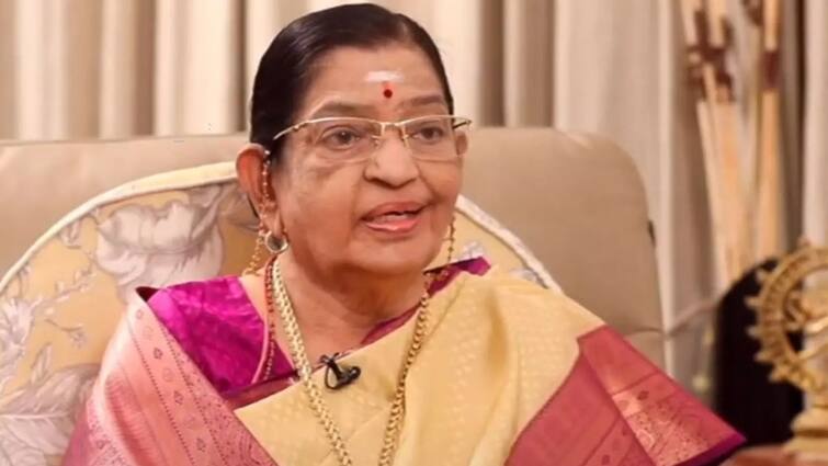 Legendry singer p susheela discharge from hospital fans happy நல்ல நியூஸ்.. மருத்துவமனையில் இருந்து வீடு திரும்பினார் பி.சுசீலா..