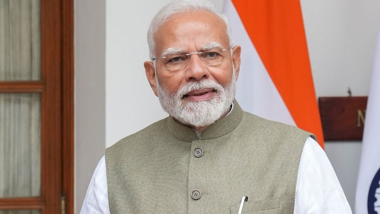 Modi Maharashtra Rajasthan  Visit Updates PM facilitate Lakhpati Didis in Jalgaon, Inaugurate High Court Museum in Jodhpur PM Modi To Visit Maharashtra's Jalgaon, Rajasthan's Jodhpur Today. Check What's On Cards