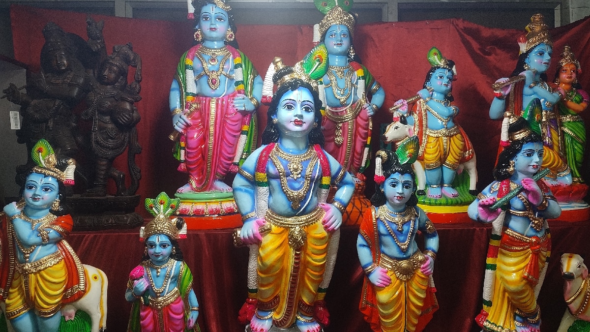 Krishna Jayanthi 2024: கிருஷ்ண ஜெயந்தி - சேலம் பூம்புகார் விற்பனை நிலையத்தில் 