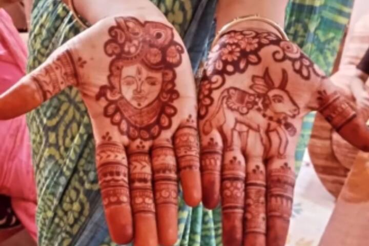 जन्माष्टमी के इस खास मौके पर आप अपने हाथों पर श्री कृष्णा और गाय वाला मेहंदी डिजाइन बनवा सकती हैं.