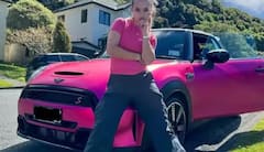 Photos: વિરાટ કોહલી સાથે ફોટો ક્લિક કરાવવા માંગે છે આ મહિલા ક્રિકેટર