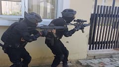 महाबोधि कन्वेंशन सेंटर में घुसे आतंकी! निपटने के लिए दौड़ने लगे ATS और NSG कमांडो, देखें मॉक ड्रिल की तस्वीर