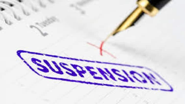 Woman sub-inspector suspended for negligence in teenage sexual assault case Thanjavur இளம் பெண் பாலியல் வன்கொடுமை : அலட்சியமாக செயல்பட்டதாக பெண் சப்-இன்ஸ்பெக்டர் சஸ்பெண்ட்