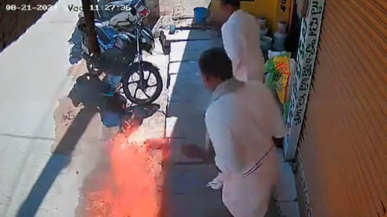 Smoker beedi break Careless Matchstick Disposal Sparks Fire Andhra pradesh Anantapur Shops Vehicles Gutted viral video 'Beedi' To Blaze: Smoker's Careless Matchstick Disposal Sparks Fire In Andhra; Shops, Vehicles Gutted — On Cam