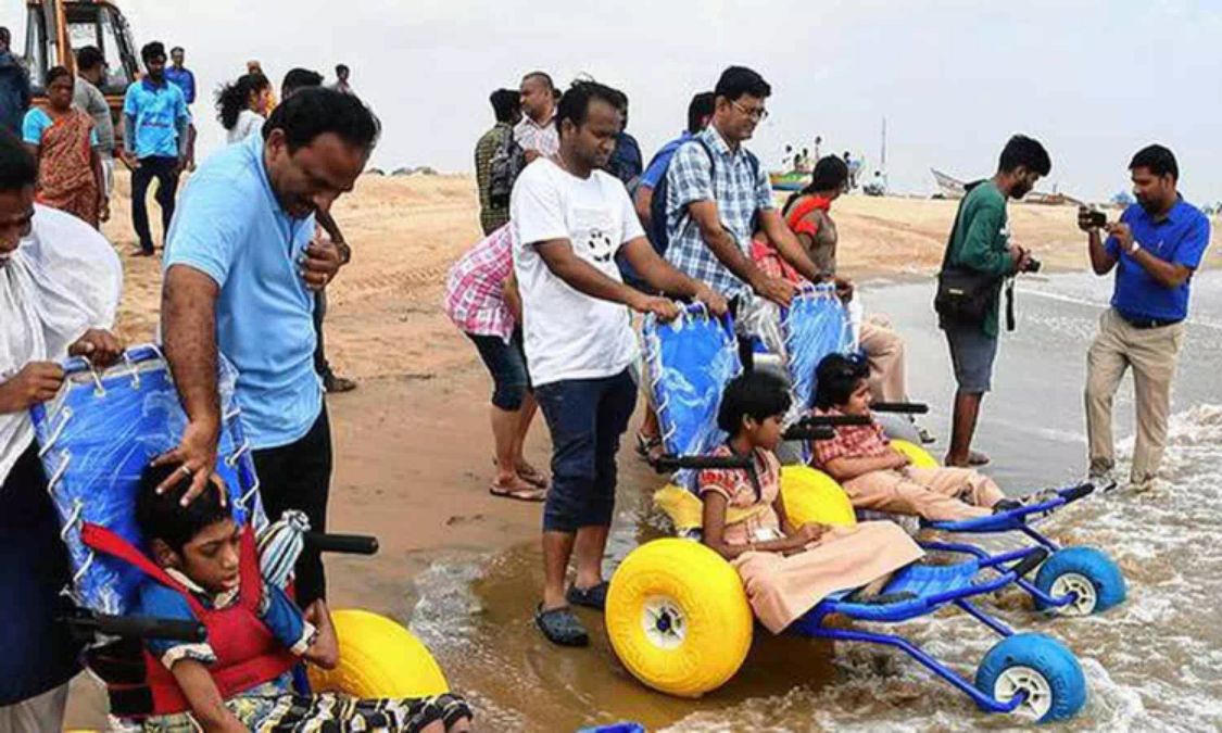 பெசன்ட் நகர் கடற்கரையில் மாற்றுத்திறனாளிகளுக்கு சிறப்பு பாதை - சென்னை மாநகராட்சி