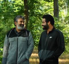 21 साल के सुपरस्टार को देखने पहुंचे थे 10 लाख लोग, सरकार को चलानी पड़ी 10 स्पेशल ट्रेन