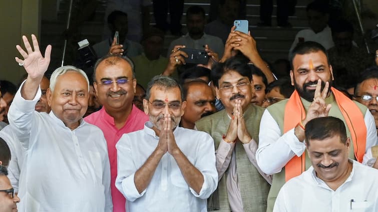 Rajya Sabha By Elections 2024 Statement of NDA Upendra Kushwaha and Manan Mishra after nomination for Bihar ANN Rajya Sabha By Elections 2024: नामांकन के बाद उपेंद्र कुशवाहा और मनन मिश्रा ने क्या कहा? बताया अपना विजन