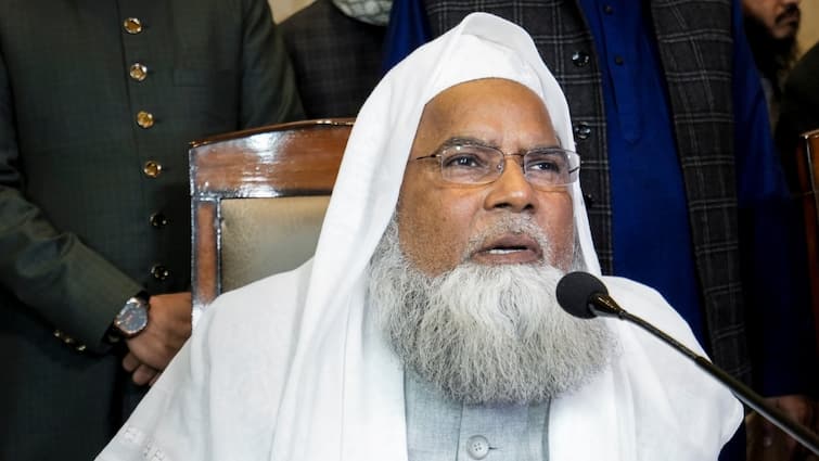 Muslim personal law board khalid saifullah rahmani on Waqf Amendment Bill 2024 if not taken back Jama Masjid Tirupati balaji 'न लिया वापस तो...', वक्फ बोर्ड बिल पर AIMPLB चीफ ने पूछा- 500 साल पहले बनी इमारत का डॉक्यूकेंट दे सकते हैं क्या?