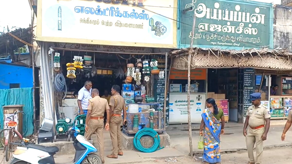 ஒரு கடை கூட சாலையில் இருக்க கூடாது - அதிரடி காட்டிய காவல் ஆய்வாளர் - சீர்காழியில் பரபரப்பு