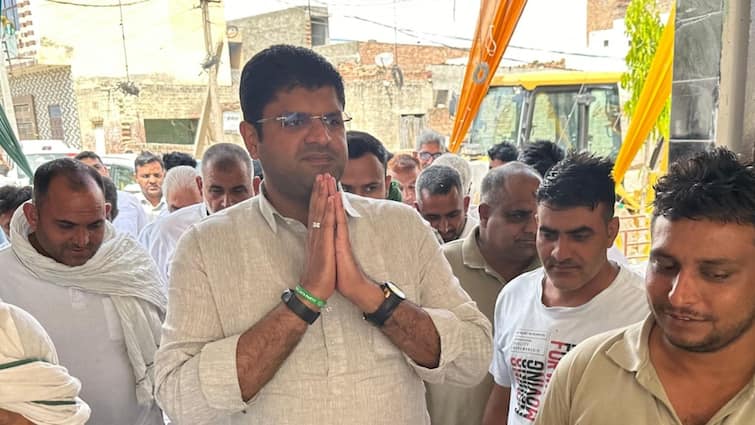 Dushyant Chautala JJP Crisis Haryana Polls JJP MLA Mass Resign Join BJP Congress Dushyant Chautala Faces Major Crisis Ahead Of Haryana Election As JJP MLAs Continue To Desert Party