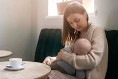 Parenting Tips: બ્રેસ્ટ મિલ્ક વધારવા ધ્યાનમાં રાખો આ વાત, બાળકની માતાને થશે અનેક ફાયદા