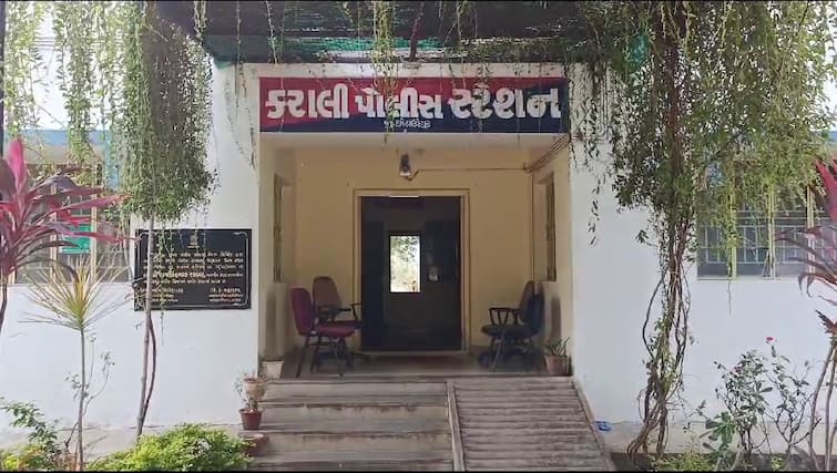 chotaudepur government hospital nurse molestation case છોટાઉદેપુરમાં કોલકાતા જેવી ઘટના બનતા રહી ગઈ, સરકારી દવાખાનામાં નર્સ સામે જ એક પુરુષે પોતાનુ પેન્ટ ઉતારી....