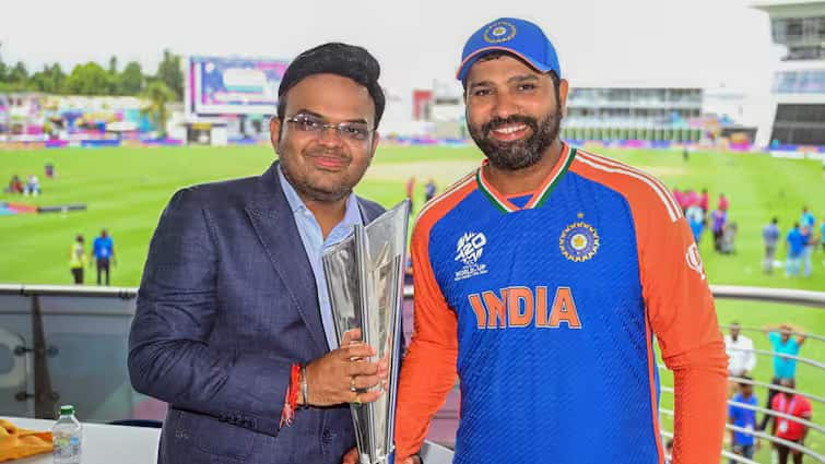 rohit-sharma-gave-special-credit-to-rahul-dravid-ajit-agarkar-and-jay-shah-for-t20-world-cup-2024 Rohit Sharma: કોહલી-બુમરાહ કે હાર્દિક નહીં, રોહિત શર્માએ T20 વર્લ્ડ કપ જીતવાનો શ્રેય આ 3 દિગ્ગજોને આપ્યો