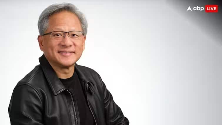 Nividia CEO Jensen Huang net worth equal to Mukesh ambani started career as waiter know his success story Bloomberg billionaires: मुकेश अंबानी जितने रईस इस अरबपति कारोबारी की शानदार कहानी, शुरुआत में बर्तन-कपड़े तक धोए