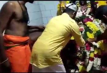 Dhamapuri news Kaniyamma born Muslim family worshiped as a Hindu deity - TNN இஸ்லாமிய முறைப்படி தாலி கட்டிய பிறகு தான் இந்துக்களின் முறைப்படி தேர் திருவிழா - எங்கு தெரியுமா?